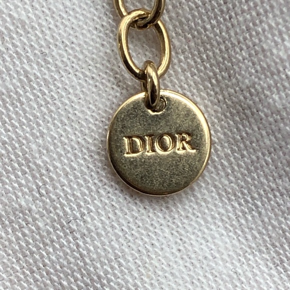 Dior Necklace - Picture 5 of 7